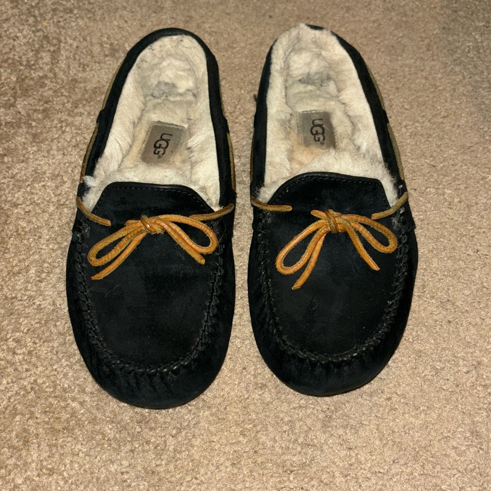 Womens Ugg Dakota Mocassins